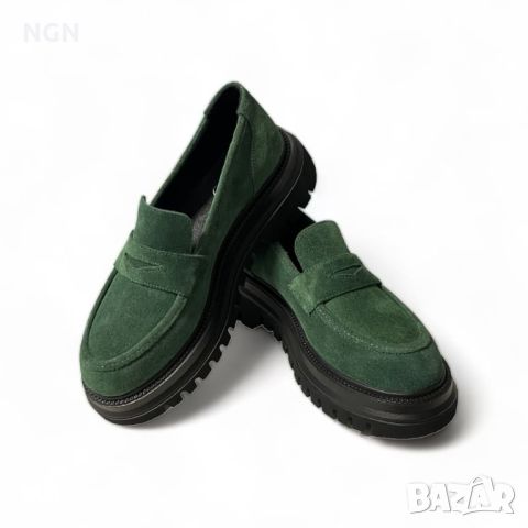 Модерни дамски лоуфъри в тъмно зелен естествен велур с класическа визия , снимка 2 - Дамски ежедневни обувки - 45082733