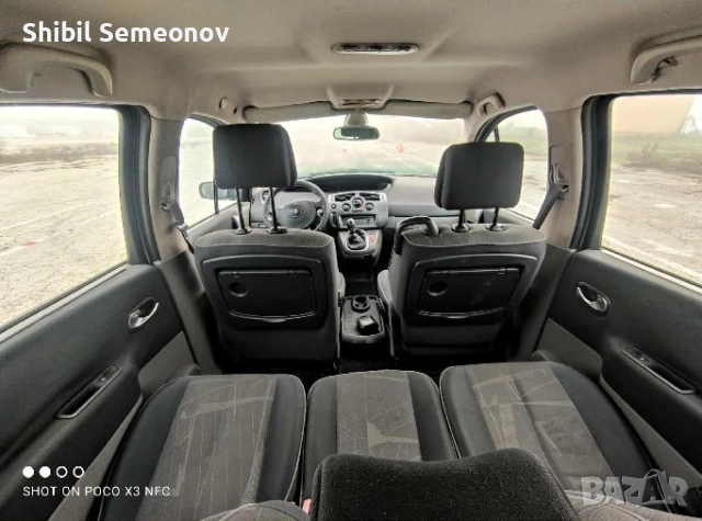 Renault Scenic 1.9, снимка 12 - Автомобили и джипове - 52456647