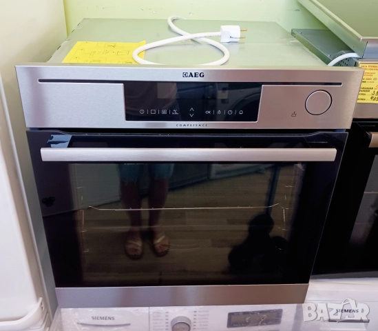 Фурна за вграждане с пара  AEG, снимка 2 - Печки, фурни - 51451818