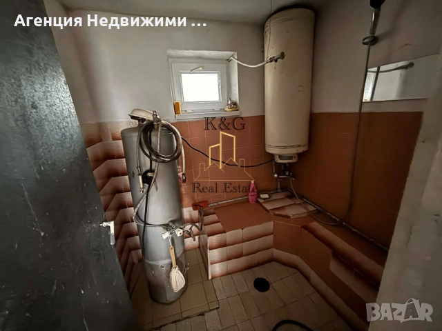 Едноетажна къща в гр. Завет, снимка 5 - Къщи - 53492598