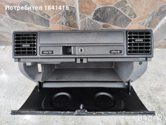 Жабка с дифузьори и ключалка за БМВ Е36, снимка 3 - Части - 53685469