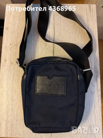 Продавам оригинална нова чанта Tommy Hilfiger, снимка 2 - Чанти - 49388580