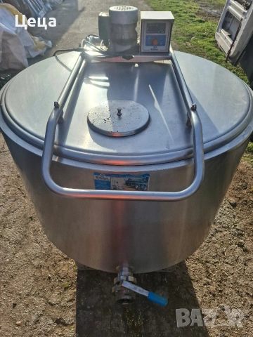 хладилна вана за мляко 300 литра