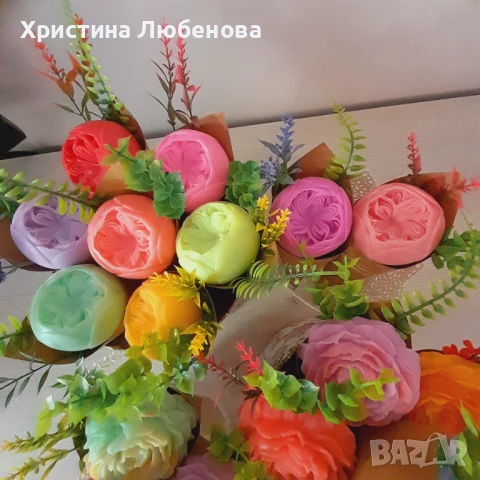 Букети от глицеринов сапун , снимка 11 - Декорация за дома - 51375042