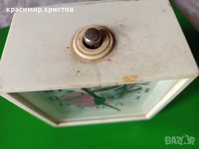 Стар механичен будилник, снимка 4 - Други - 52242343