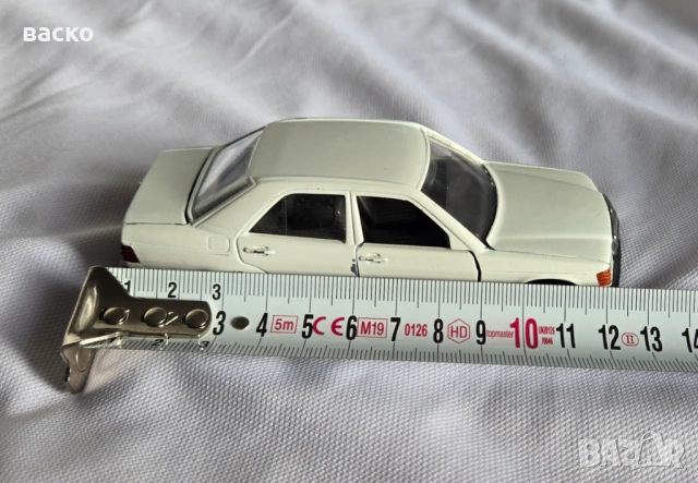 Mercedes Benz 190 190 E Cursor-Modell 1182 мащаб 1/35 Федерална Република Германия, снимка 7 - Колекции - 54194871