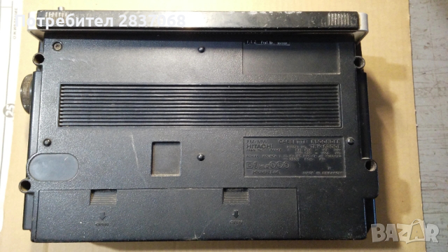 стар радиокасетофон Hitachi, снимка 4 - Радиокасетофони, транзистори - 53666524