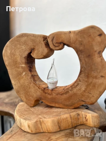 Нощни лампи от орех, снимка 2 - Настолни лампи - 51097887