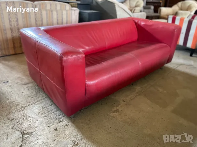 Червен кожен диван , снимка 2 - Дивани и мека мебел - 50055757