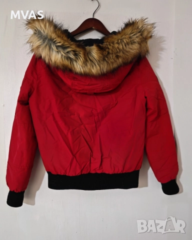 Bershka - 55% Дамско зимно червено яке S размер, снимка 2 - Якета - 51858109