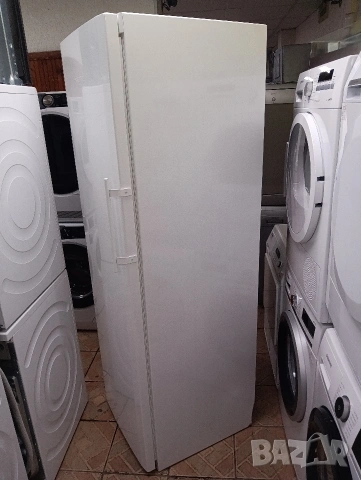 Огромен вертикален фризер Liebherr с 8 чекмеджета и две години гаранция!, снимка 7 - Фризери - 53003145