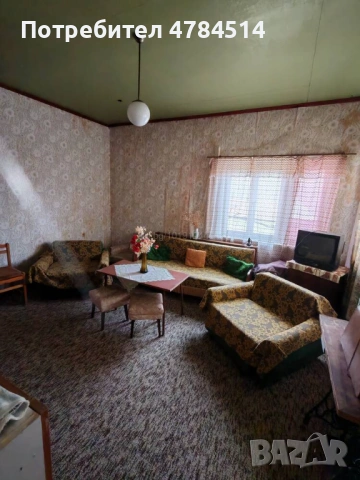 Къща с двор, снимка 6 - Къщи - 54054527