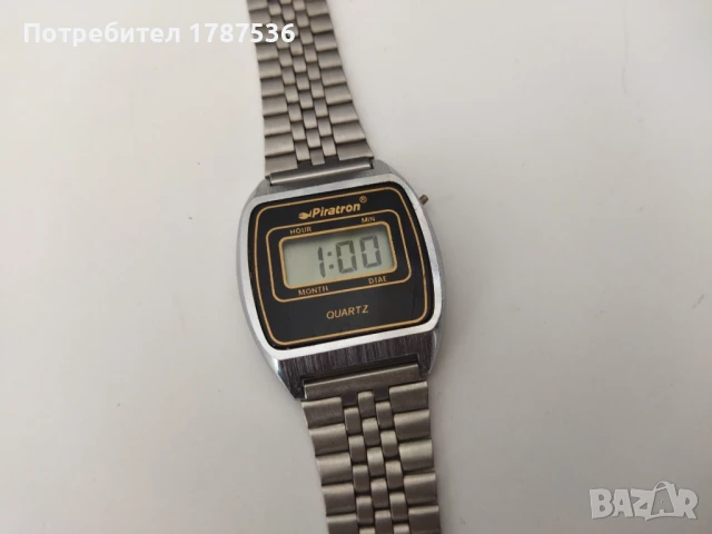 Мъжки часовник , снимка 13 - Други ценни предмети - 50607838