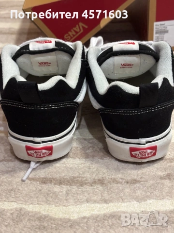 Дамски кецове VANS Knu Skool, снимка 2 - Маратонки - 53528474