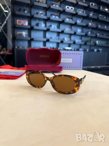 очила с черен обикновен калъф gucci , снимка 7 - Слънчеви и диоптрични очила - 51150833