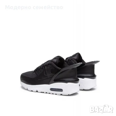 Дамски маратонки NIKE Air Max 90 Flyease GS Black, снимка 3 - Маратонки - 47064976