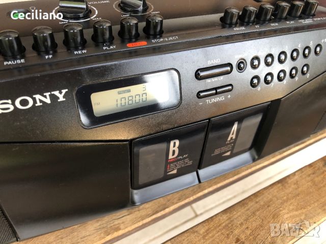 Радиокасетофон SONY CFS W504L (видео в обявата)-Радио работи!