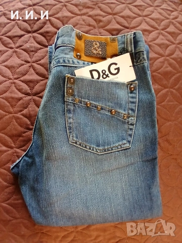 Дамски дънки нови D&G