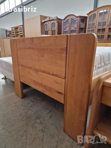 Масивно Легло с Нощно шкафче-внос от Германия!, снимка 4 - Спални и легла - 53506805