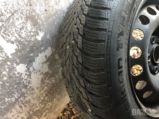 Продава комплект 4 зимни гуми NOKIAN с джанти 15" от Шкода Октавия 2, снимка 2 - Гуми и джанти - 52158079