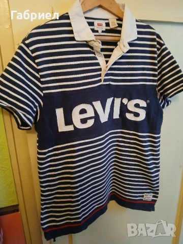 Тениска Levi's. 