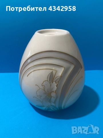 Kaiser. 1970 г. Порцеланова ваза.