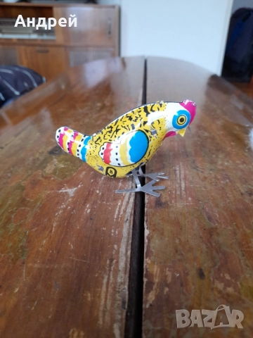 Старо метално скачащо петле