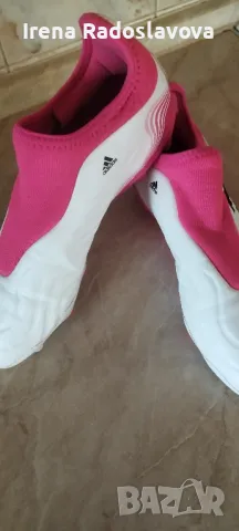 бутонки Adidas , снимка 2 - Детски маратонки - 46859798