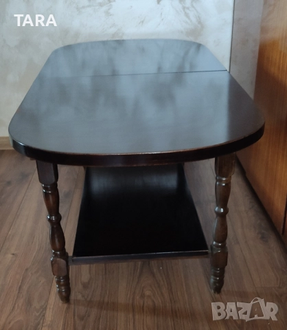 Ретро холна масичка разтегателна с коментар по цената., снимка 8 - Маси - 51579432