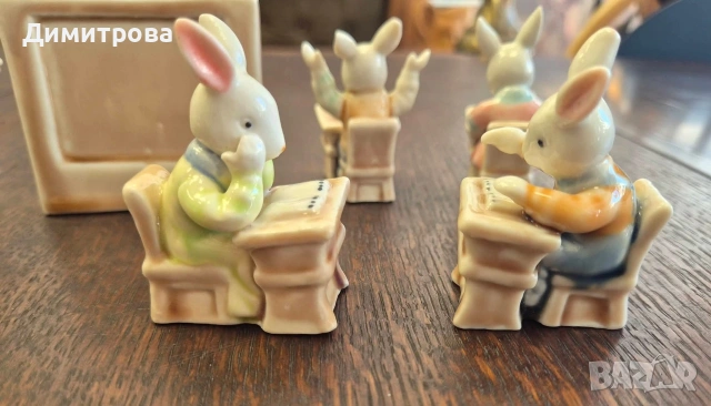 Английски порцеланови фигурки , снимка 9 - Колекции - 54287400