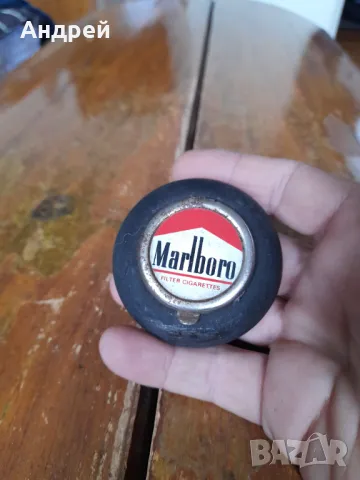 Стар пепелник Marlboro #13, снимка 2 - Други ценни предмети - 50244462