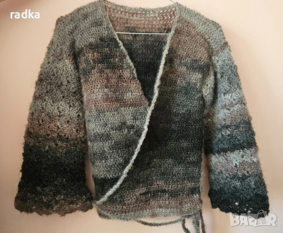 Ръчно плетен пуловер - жилетка, снимка 4 - Блузи с дълъг ръкав и пуловери - 52979149