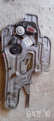 Стъклоповдигач Hyundai Santa Fe I