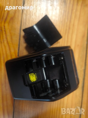 MINOLTA PROGRAM 3200i светкавица , снимка 5 - Светкавици, студийно осветление - 53896629