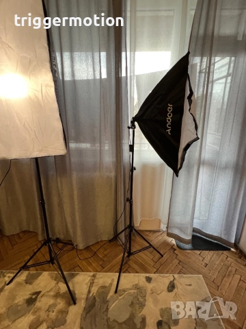 2 Х Софтбокс Лампа Andoer 70 Х 50см, 85W + Дистанционно /Фото студио /Студийно осветление, снимка 14 - Светкавици, студийно осветление - 52549983