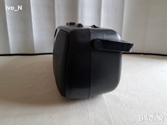 Радио касетофон Grundig RR 300., снимка 4 - Радиокасетофони, транзистори - 53285972