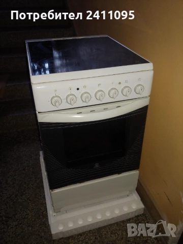 Indesit свободностояща електрическа печка