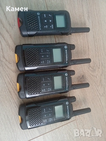 4 бр. радиостанции Motorola 