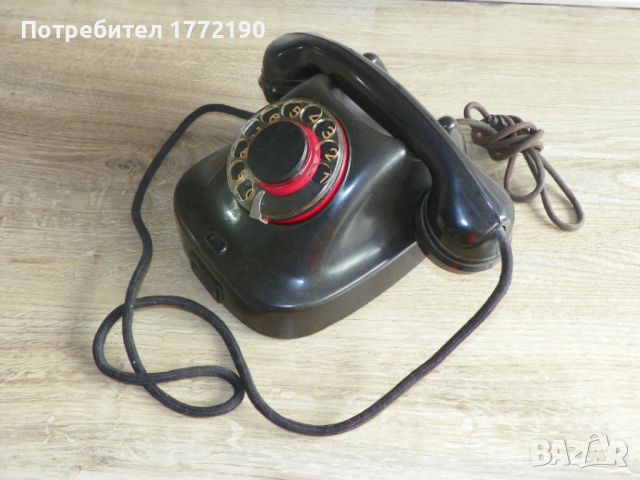 Стари/винтидж телефони от бакелит, с шайба - Антиквариат!, снимка 7 - Антикварни и старинни предмети - 46472012