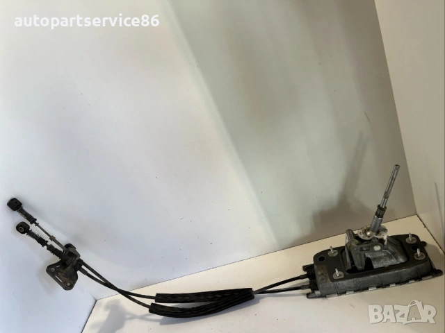 Лост за смяна на предавки с връзващ кабел за Skoda Octavia 2.0 TDI 4x4 (2009) 1K0711049CK