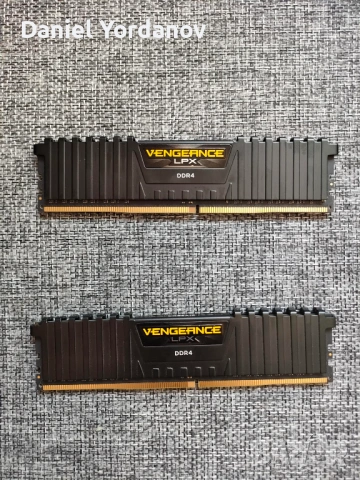 Corsair VENGEANCE® LPX 16GB (2 x 8GB) DDR4 DRAM 3200MHz C16 Memory Kit