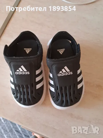 Сандали Adidas, снимка 2 - Детски сандали и чехли - 46980169