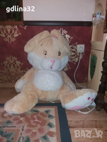Голям плюшен заек, снимка 2 - Плюшени играчки - 52231811