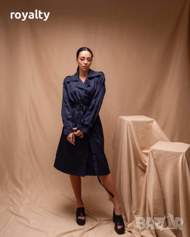 Елегантно Дамско Палто 