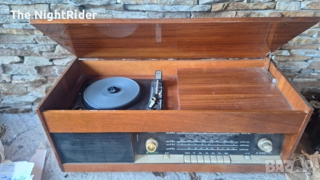 Радио грамофон, снимка 2 - Грамофони - 52771644