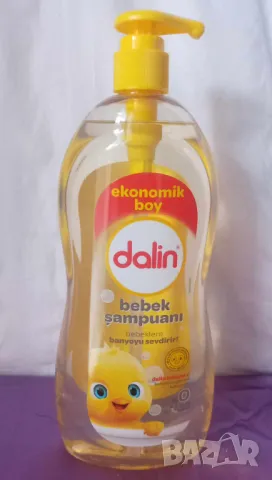 Бебешки шампоан Dalin 900 ml., снимка 1 - Хигиенни препарати - 49258066