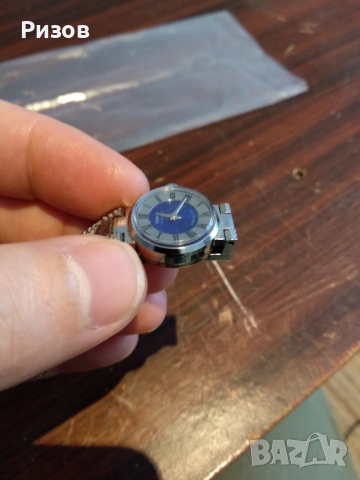 Дамски часовник Чайка, снимка 4 - Дамски - 52501538