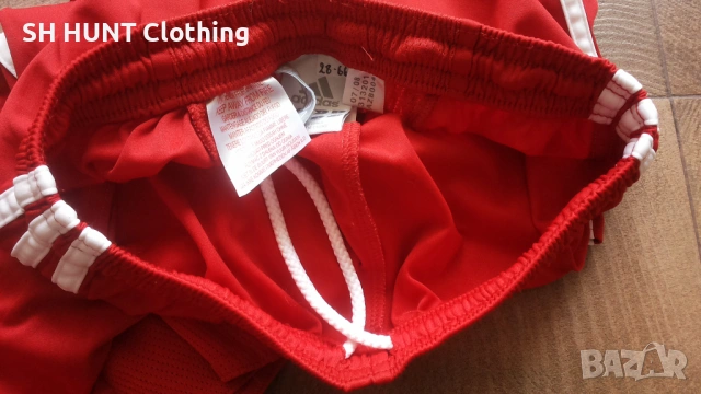 Adidas FC LIVERPOOL Kids Football Shorts Размер 12 г / 152 см детски футболни къси панталони 28-66, снимка 12 - Детски къси панталони - 53126807