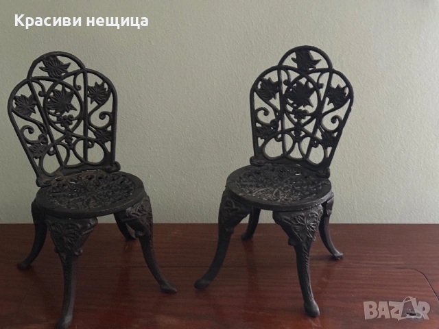 Чифт чугунени столчета, снимка 2 - Антикварни и старинни предмети - 53062529