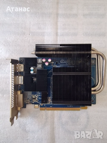 2бр. видеокарти - HD 6850 Sapphire Viper X + HD 6670 Sapphire Ultimate, снимка 2 - Видеокарти - 51691574